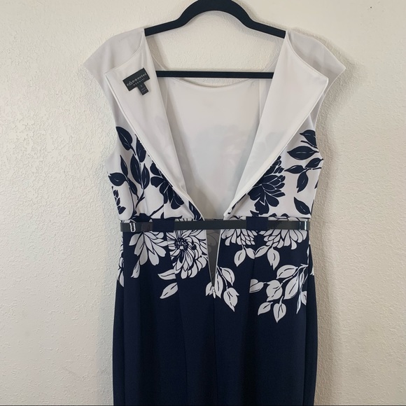 Connected Apparel - Picture 5 of 5